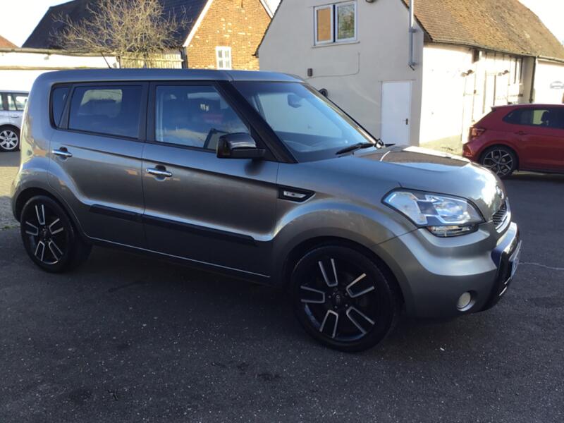 View KIA SOUL 1.6 CRDi Tempest 