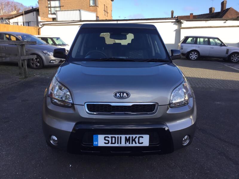 View KIA SOUL 1.6 CRDi Tempest 