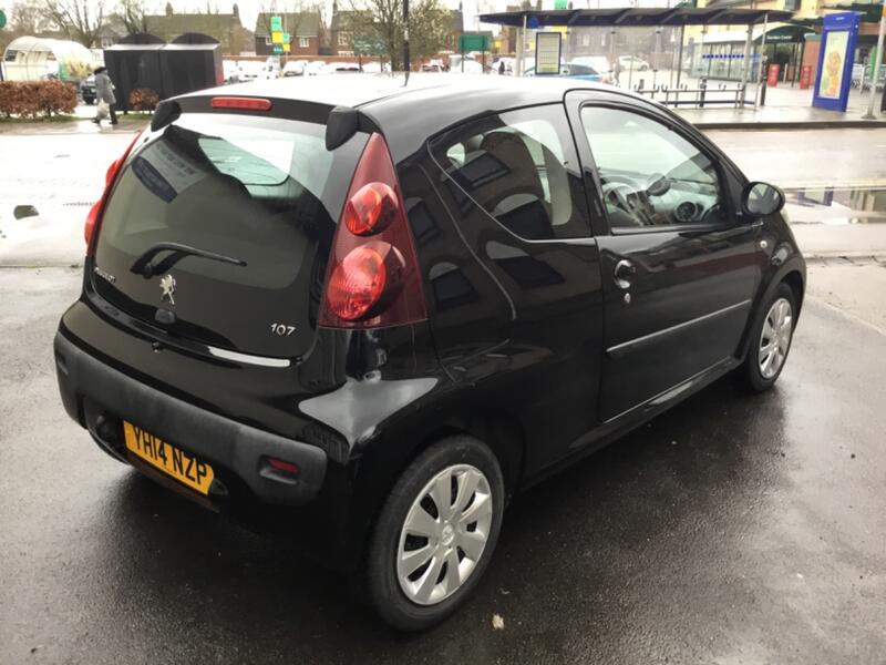 PEUGEOT 107