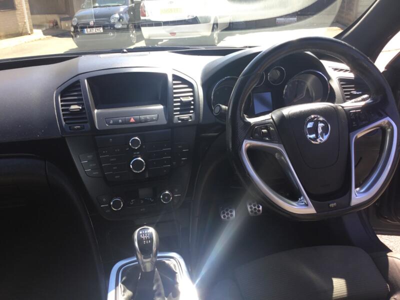 VAUXHALL INSIGNIA