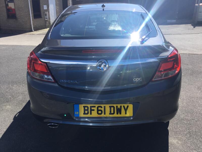 VAUXHALL INSIGNIA