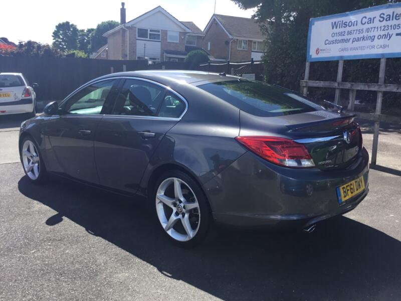 VAUXHALL INSIGNIA