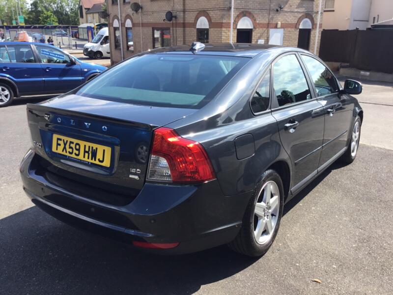VOLVO S40
