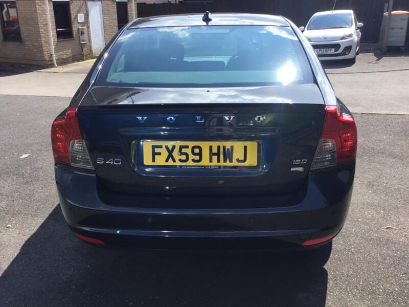 VOLVO S40
