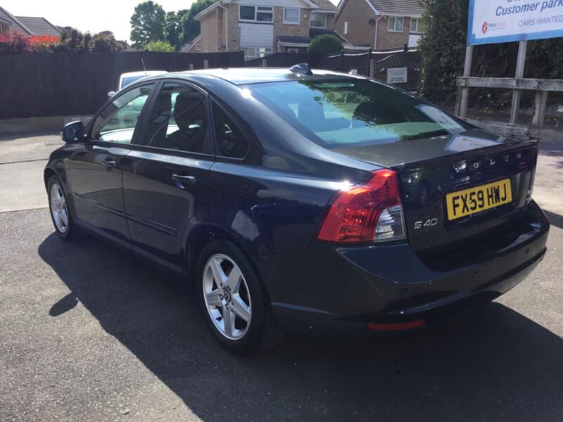 VOLVO S40
