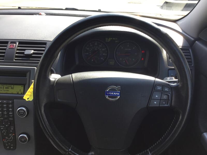 VOLVO S40