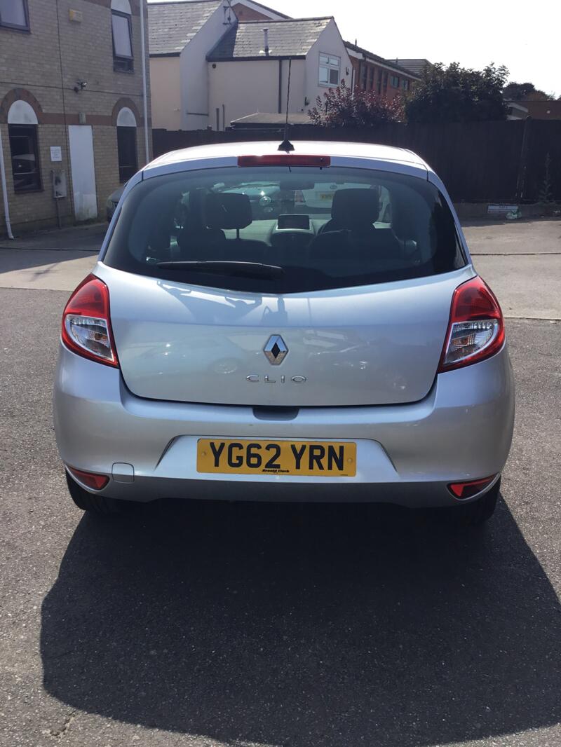 RENAULT CLIO
