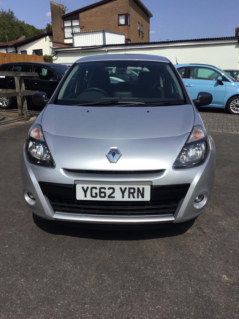View RENAULT CLIO 1.2 Dynamique TomTom
