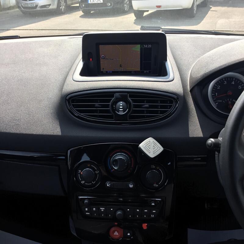 RENAULT CLIO