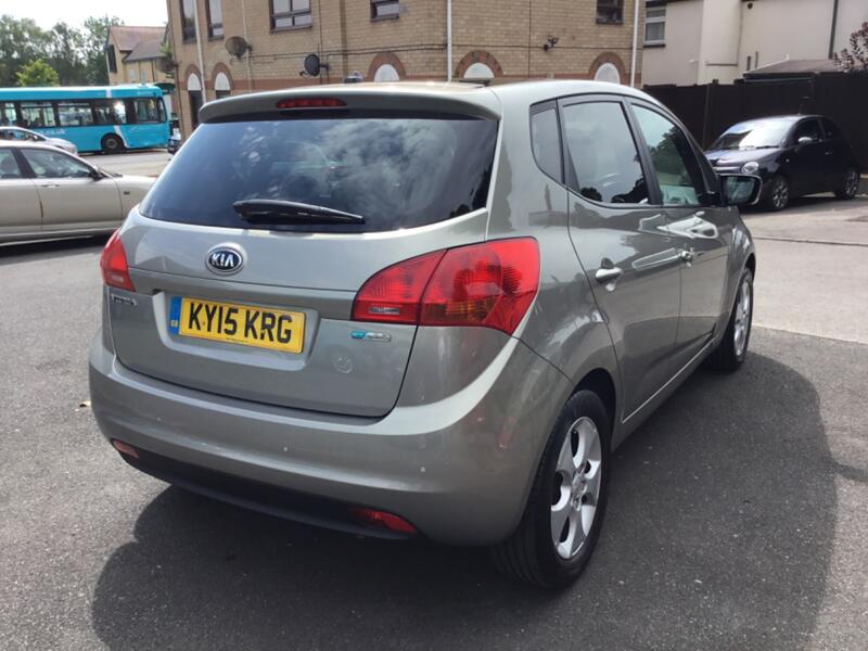 KIA VENGA
