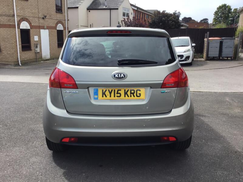 KIA VENGA