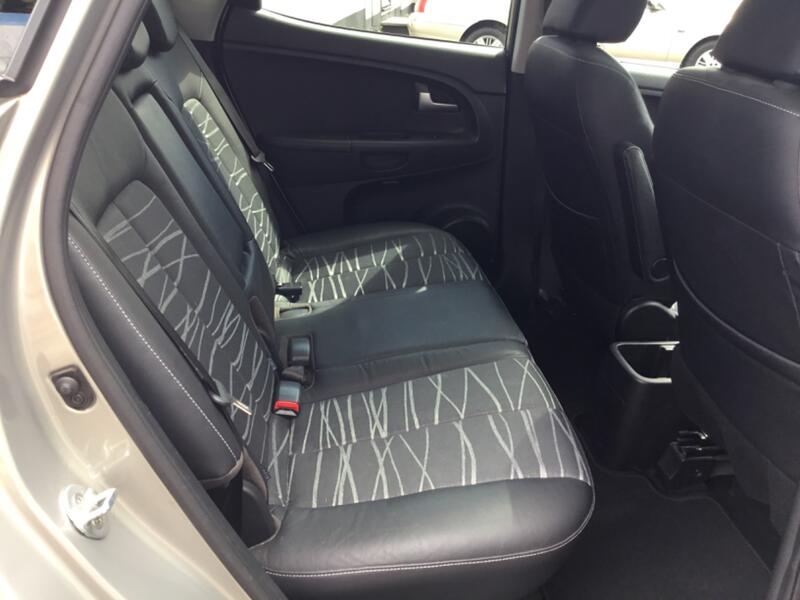 KIA VENGA