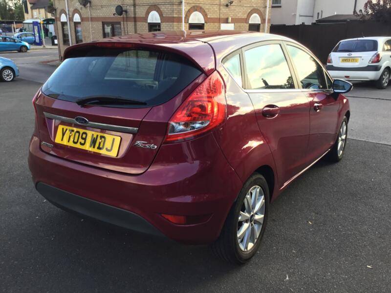 FORD FIESTA