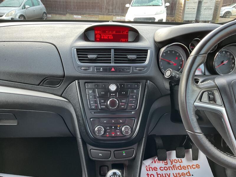 VAUXHALL MOKKA