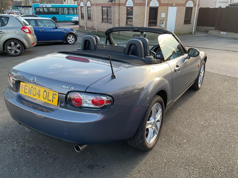 MAZDA MX-5