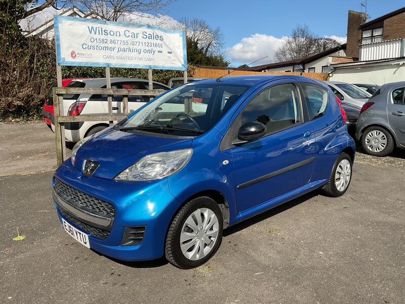 View PEUGEOT 107 1.0 12V Urban