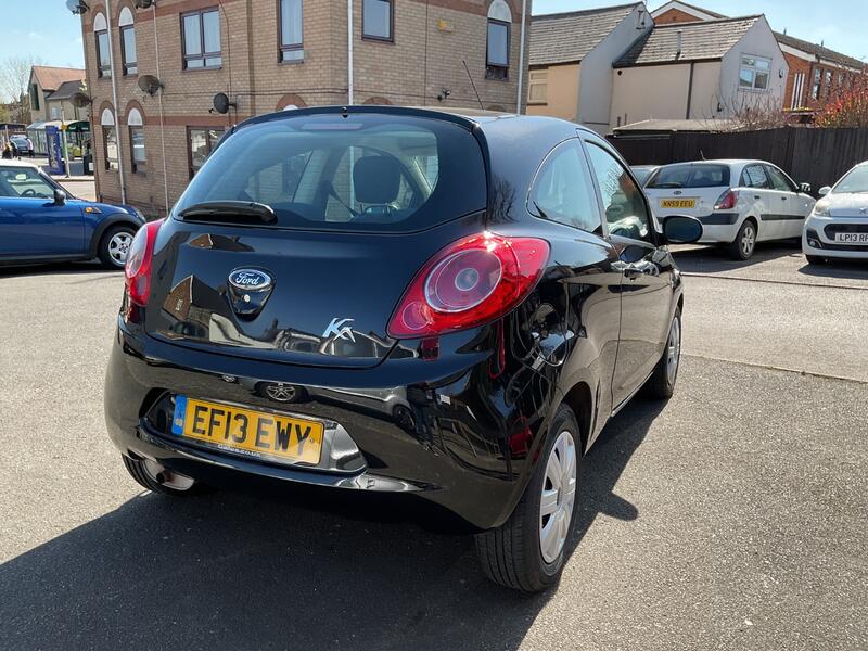 FORD KA