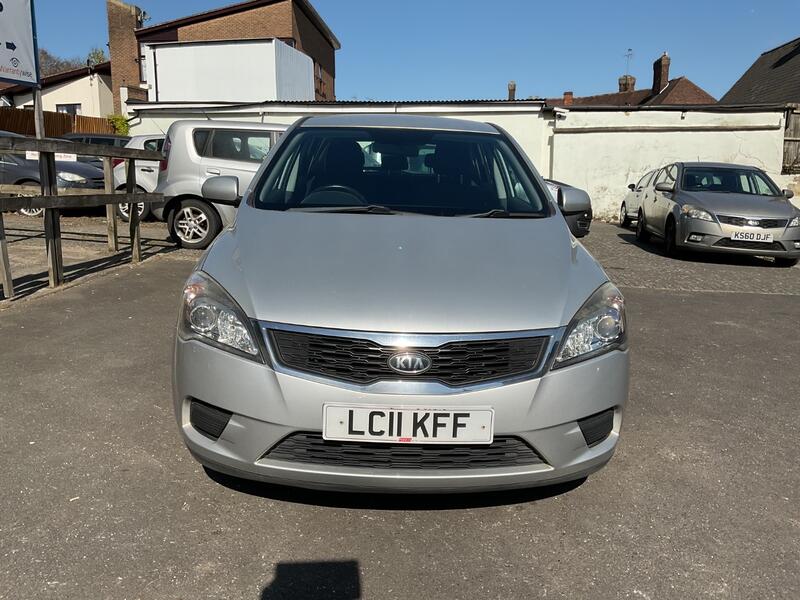 View KIA CEED 1.4 VR-7