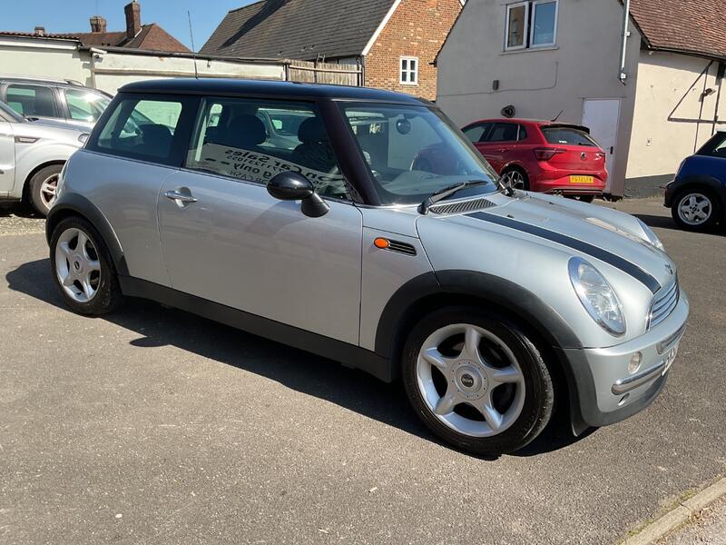 View MINI HATCH 1.6 Cooper Hatch