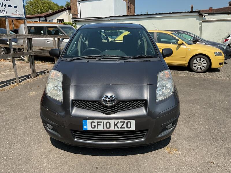 View TOYOTA YARIS 1.3 Dual VVT-i TR