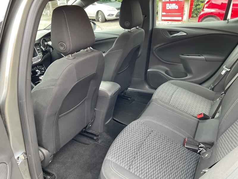 VAUXHALL ASTRA