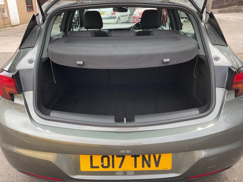 VAUXHALL ASTRA