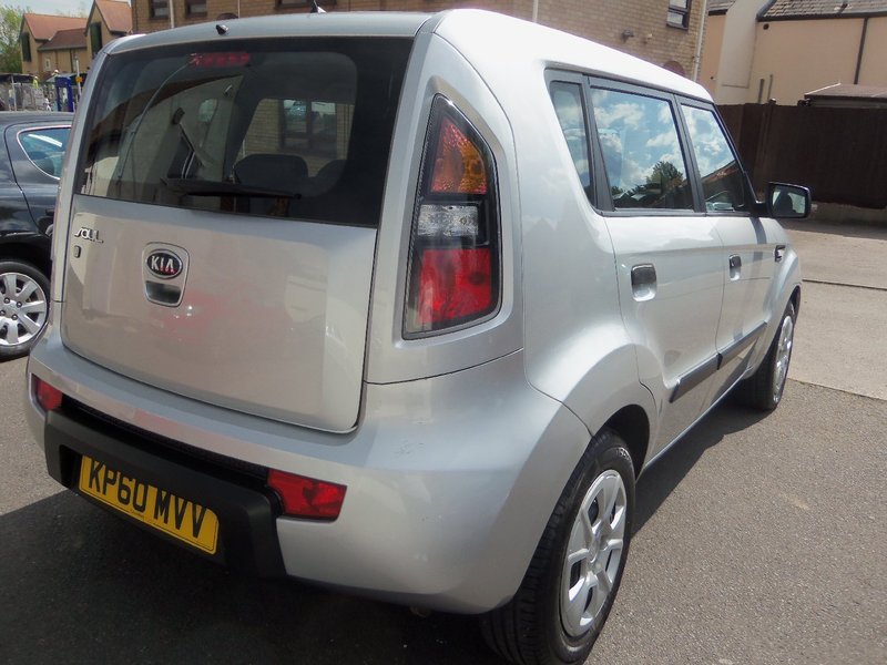 KIA SOUL