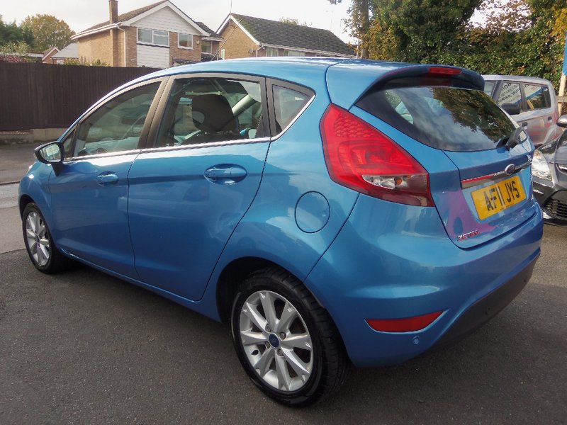 View FORD FIESTA Auto Zetec