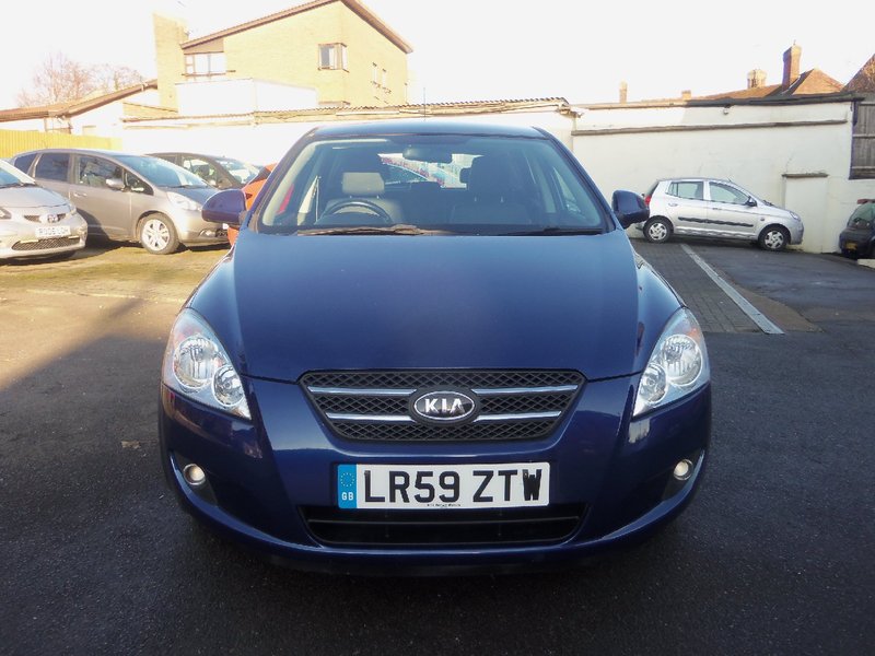 View KIA CEED CRDi 114 LS