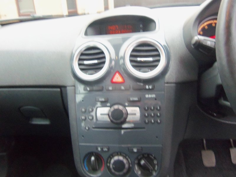 VAUXHALL CORSA