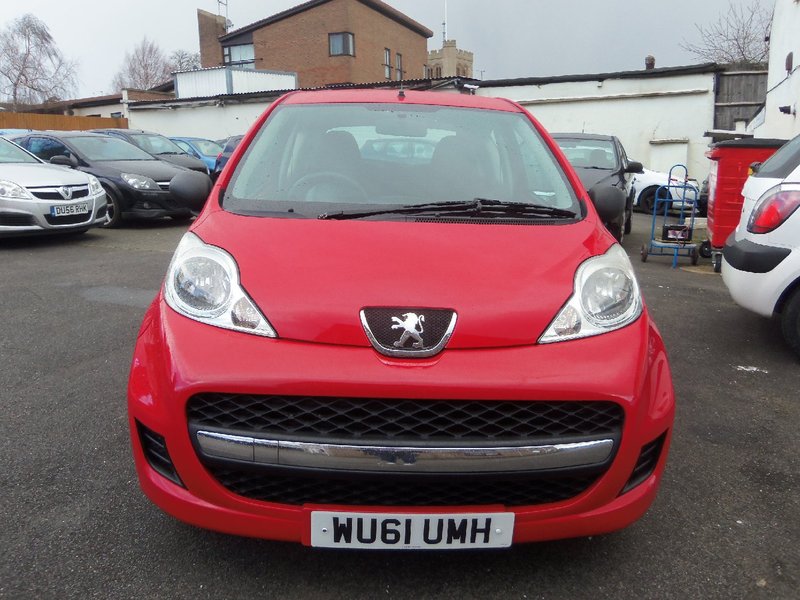 View PEUGEOT 107  Urban Lite