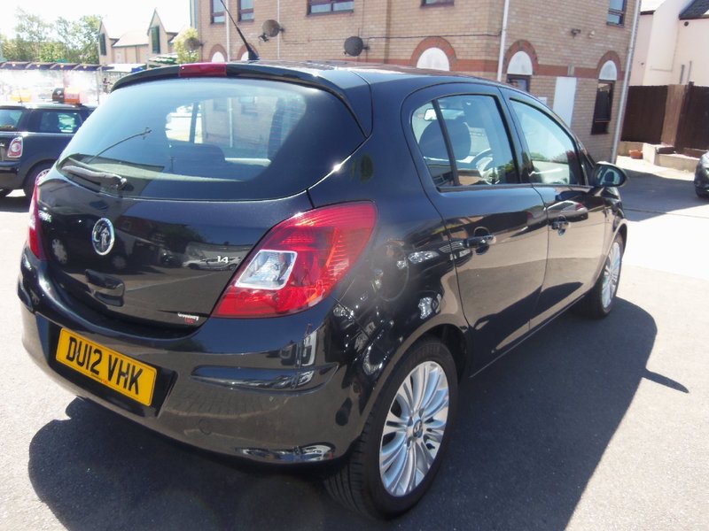 VAUXHALL CORSA