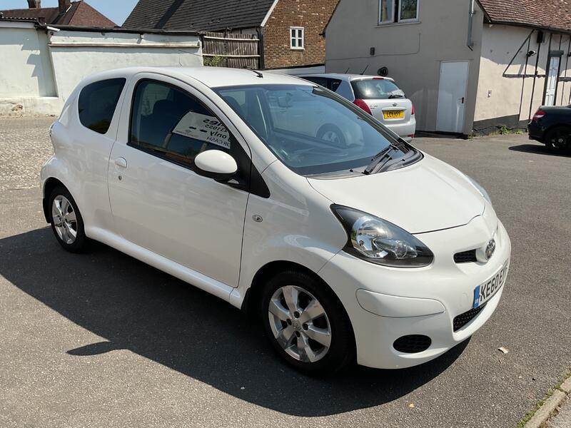 View TOYOTA AYGO VVT-I GO