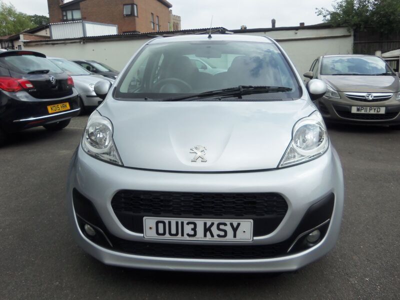 View PEUGEOT 107 ACTIVE