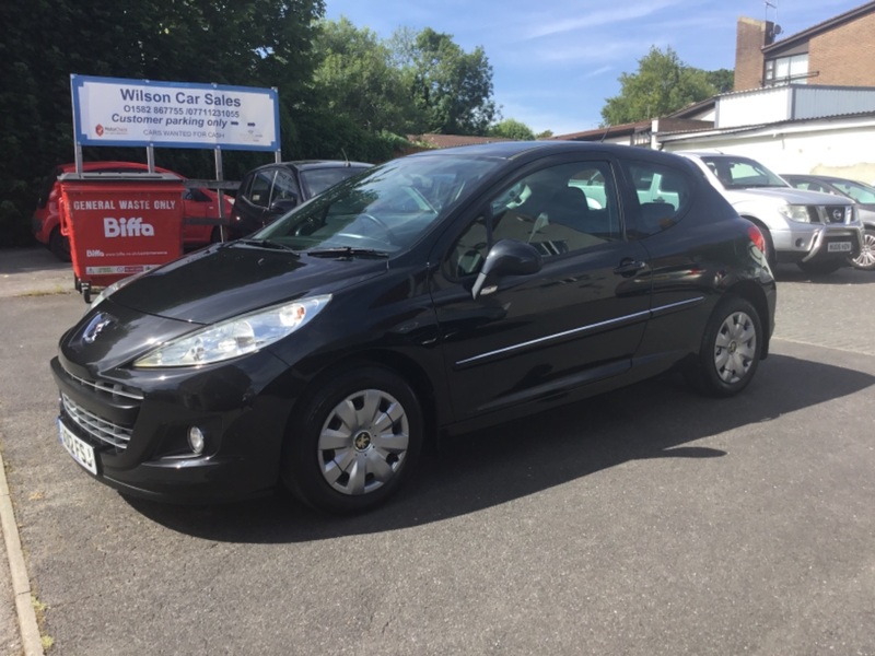 PEUGEOT 207