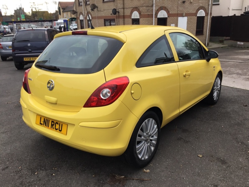 VAUXHALL CORSA